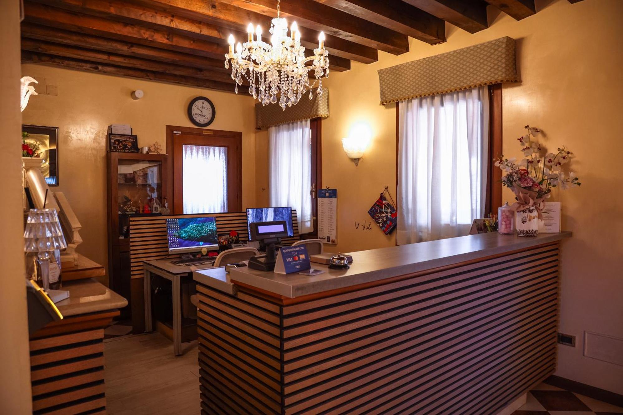 Hotel Villa Sara メストレ エクステリア 写真