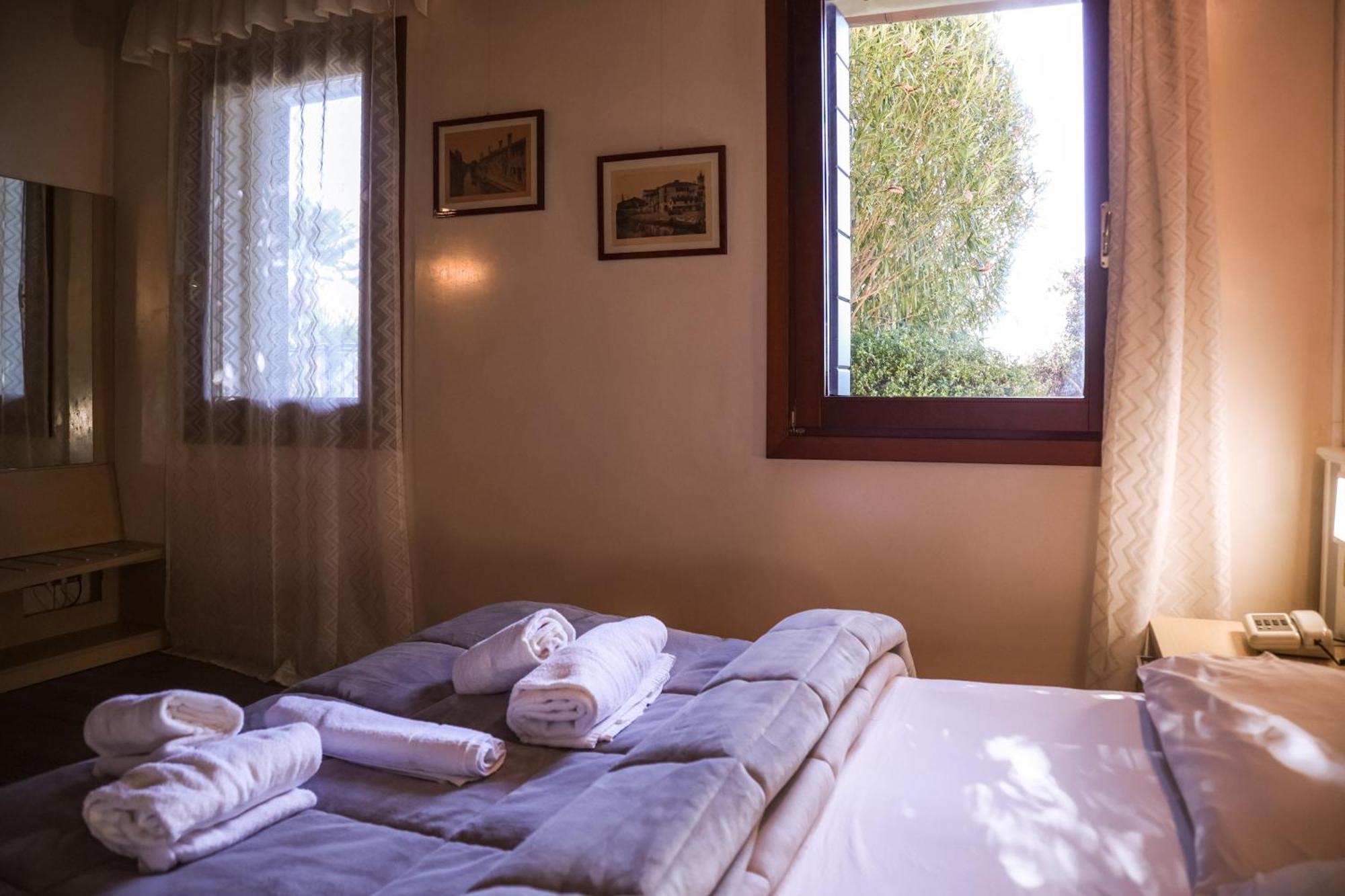 Hotel Villa Sara メストレ エクステリア 写真