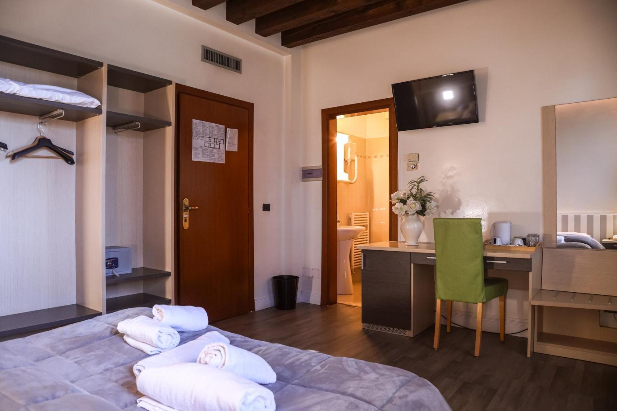 Hotel Villa Sara メストレ エクステリア 写真