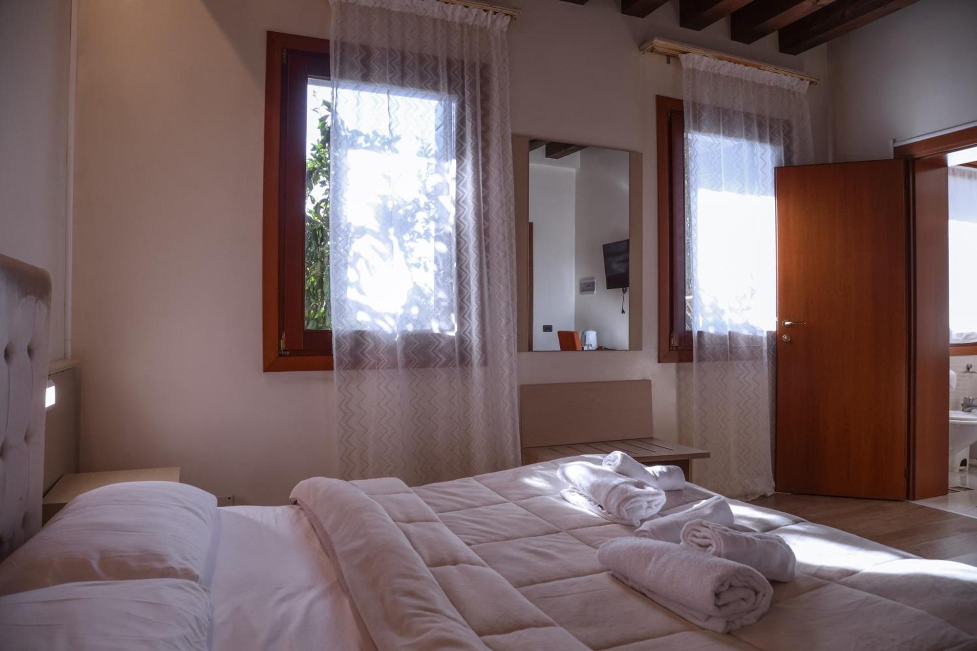 Hotel Villa Sara メストレ エクステリア 写真