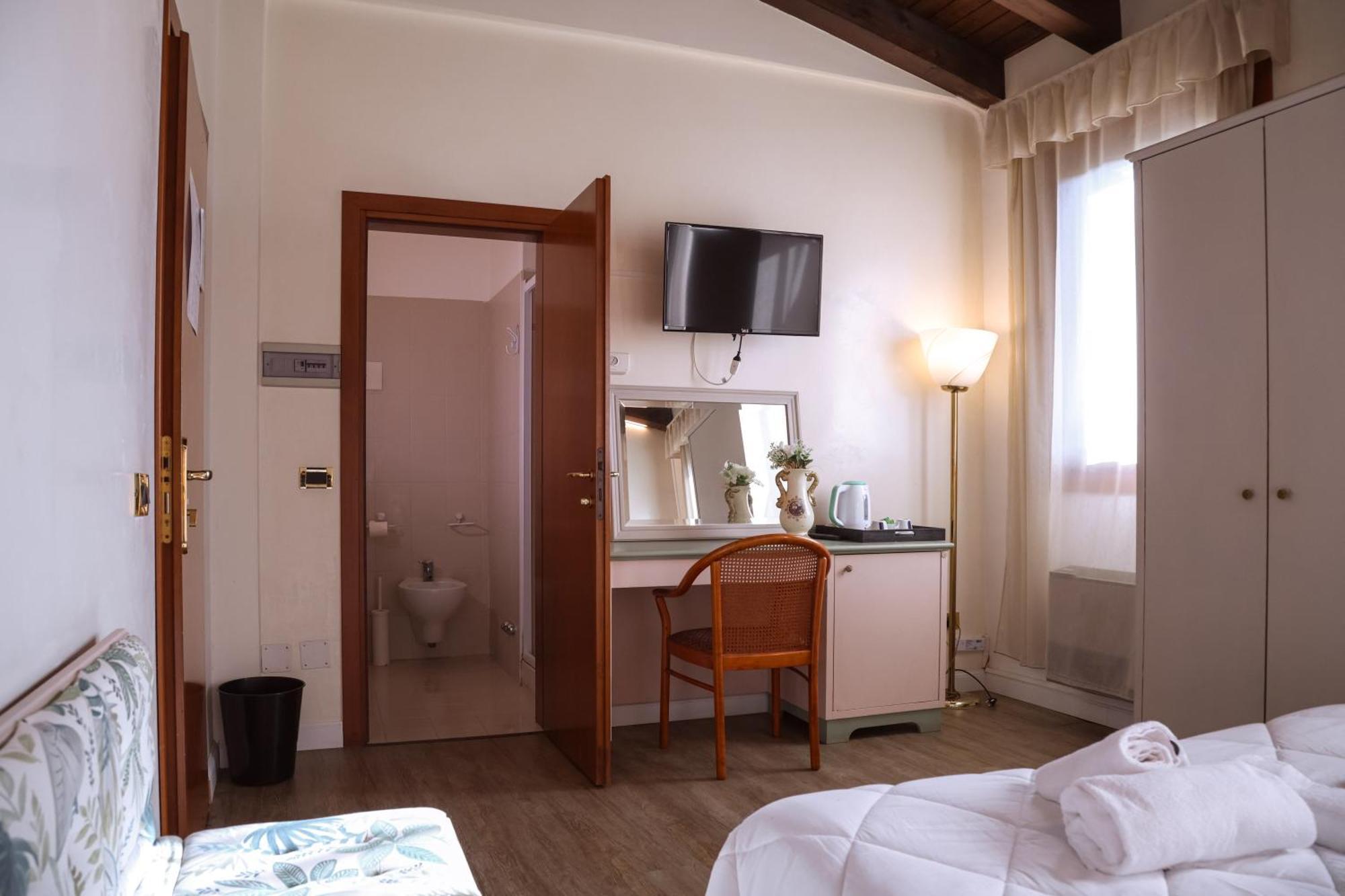 Hotel Villa Sara メストレ エクステリア 写真
